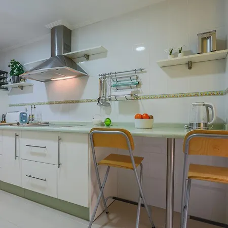 Sensacional 2 Hab 2 Banos 4 Pax Aljarafe Metro Apartment *