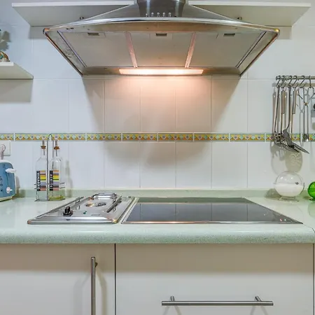 Sensacional 2 Hab 2 Banos 4 Pax Aljarafe Metro Apartment